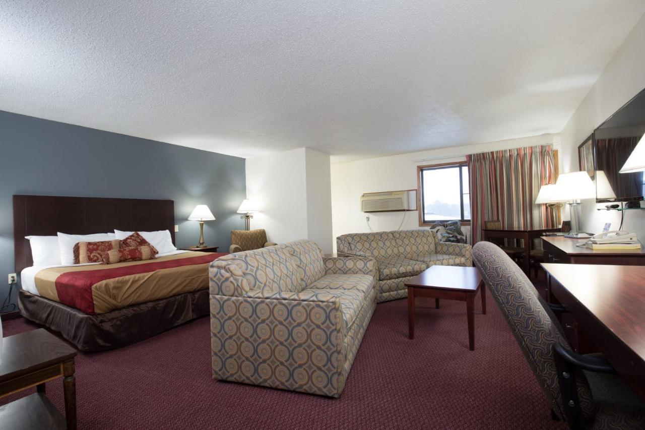 Travelodge By Wyndham Merrill Zewnętrze zdjęcie