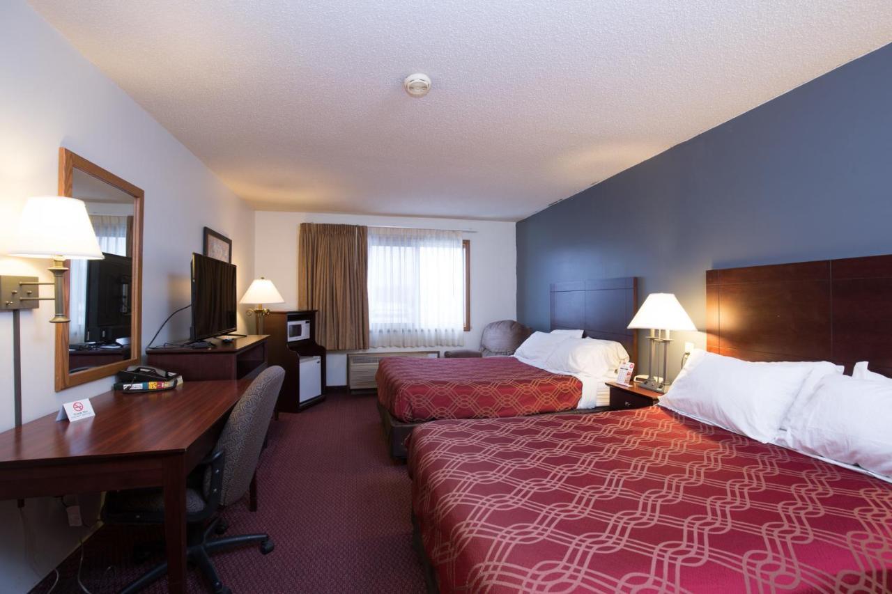 Travelodge By Wyndham Merrill Zewnętrze zdjęcie
