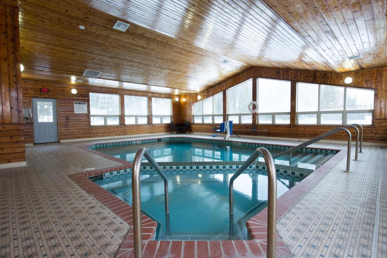 Travelodge By Wyndham Merrill Zewnętrze zdjęcie