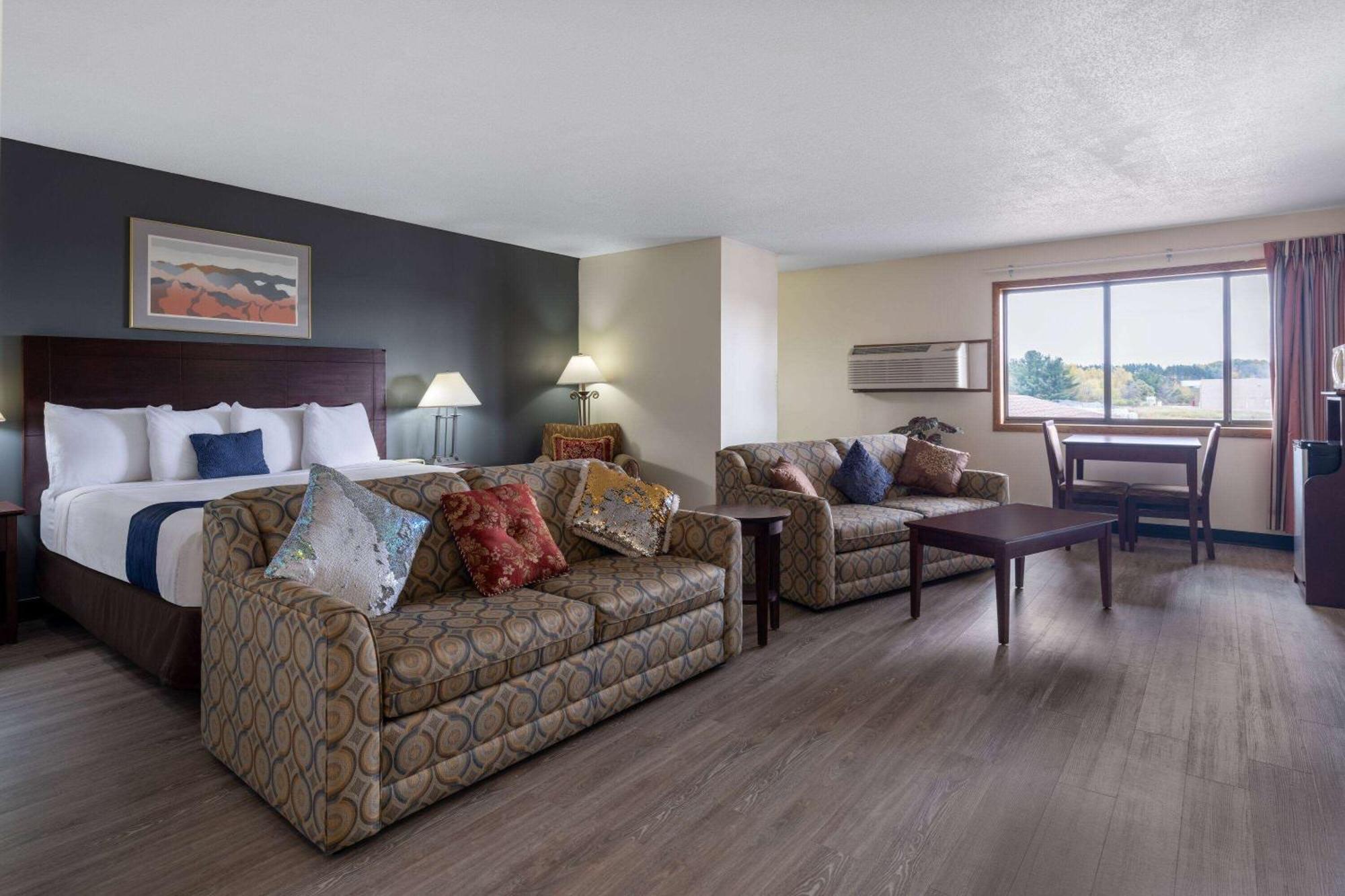 Travelodge By Wyndham Merrill Zewnętrze zdjęcie