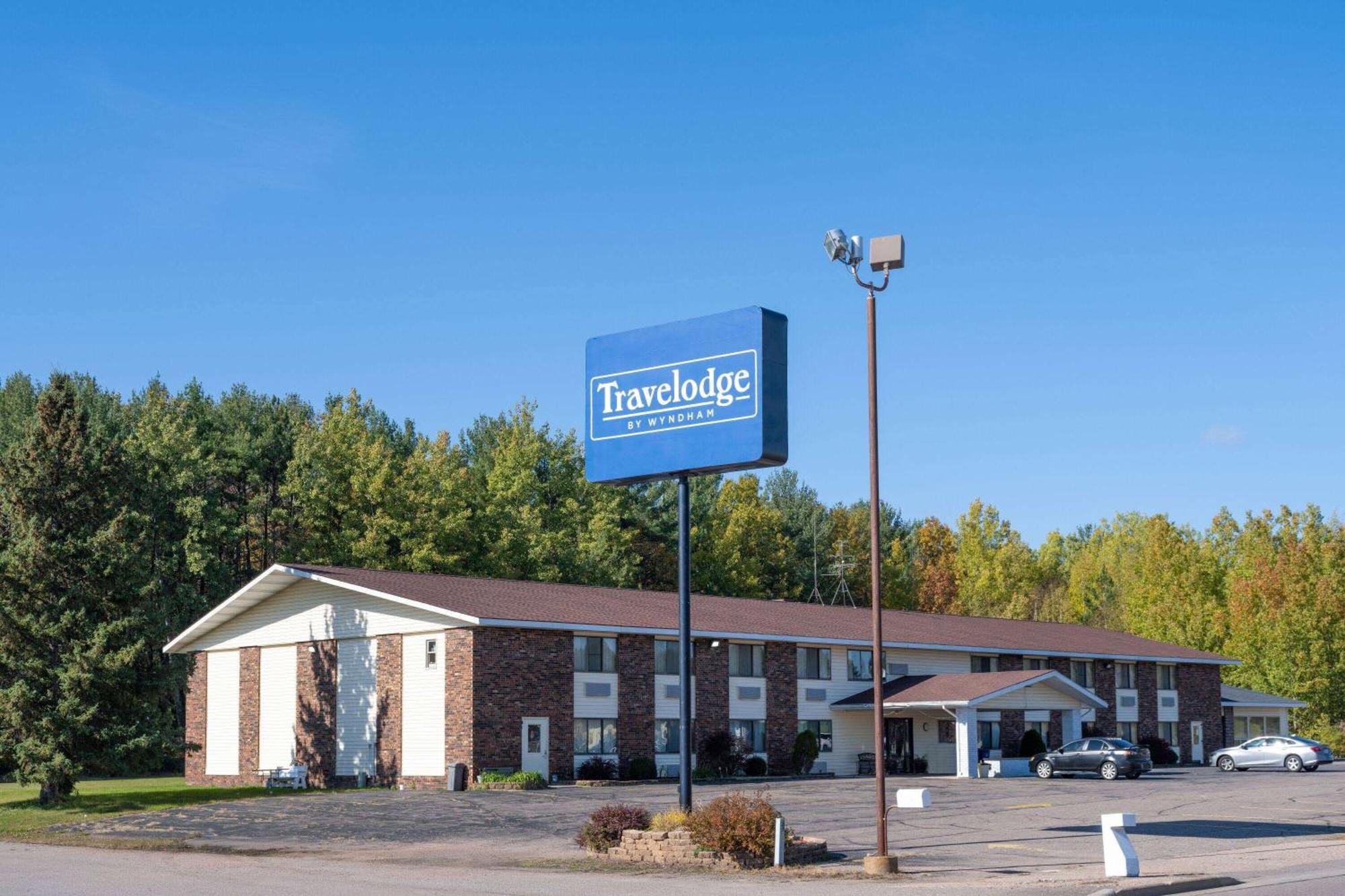 Travelodge By Wyndham Merrill Zewnętrze zdjęcie