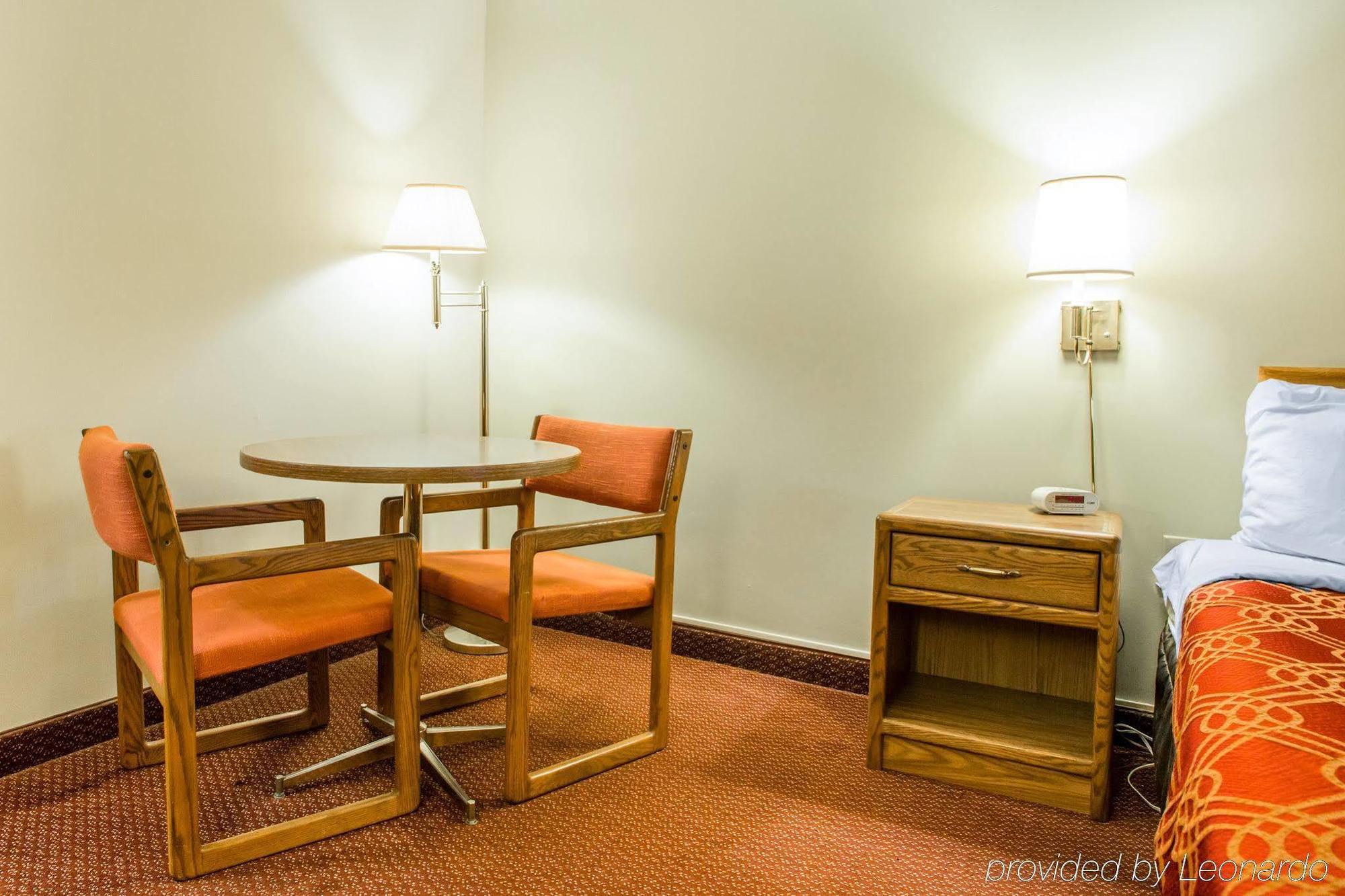 Travelodge By Wyndham Merrill Zewnętrze zdjęcie