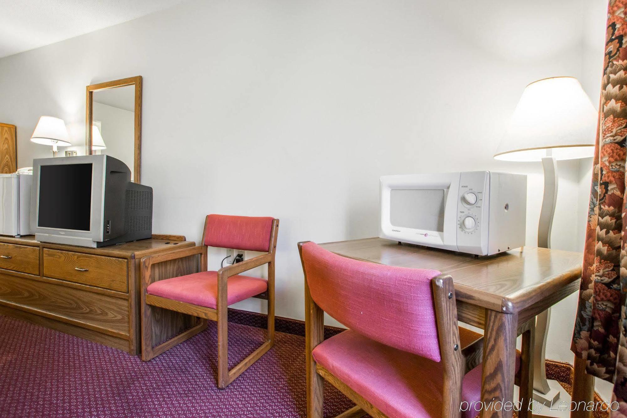 Travelodge By Wyndham Merrill Zewnętrze zdjęcie